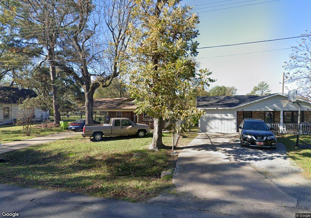 1005 N College St, Stuttgart, AR 72160 - photo 1