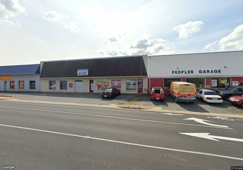 722 E Main St, Waynesboro, VA 22980 - photo 1