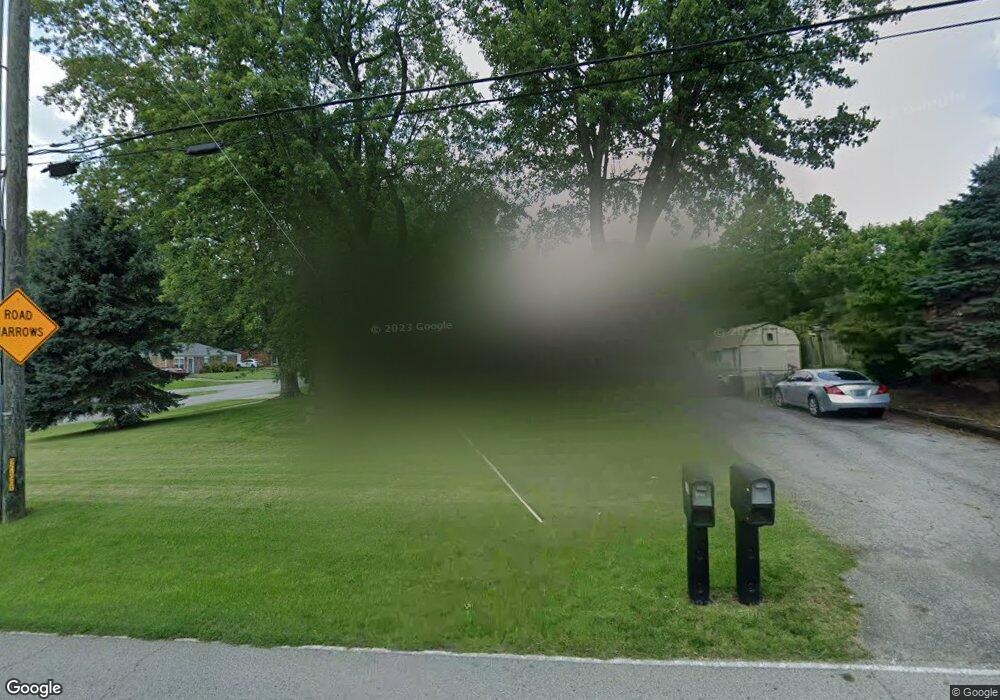 6809 Applegate Ln, Louisville, KY 40228 - photo 1