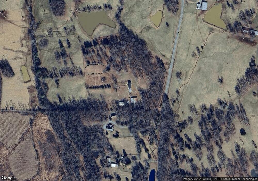 4070 Siler City Glendon Rd, Bear Creek, NC 27207 - photo 1