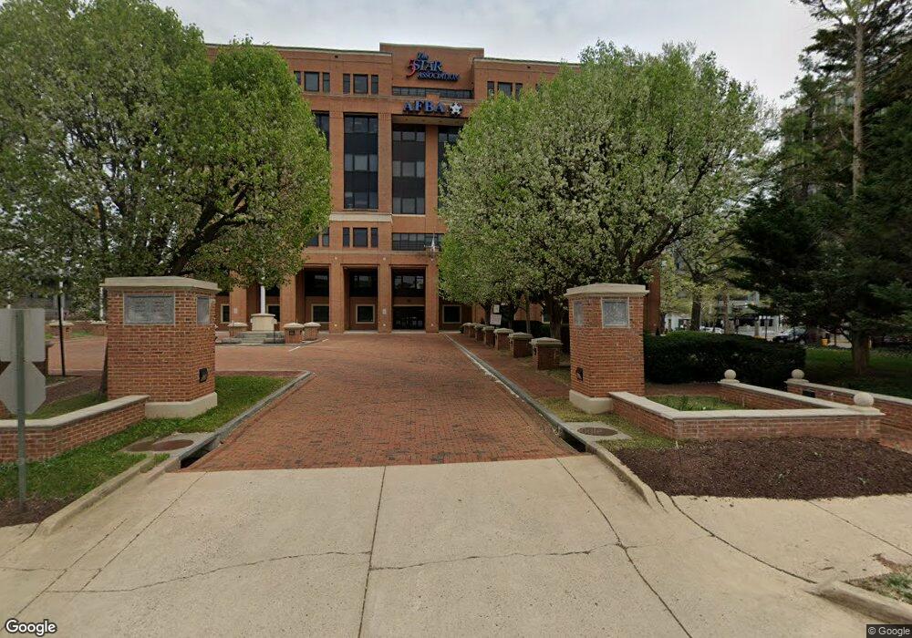 909 N Washington St, Alexandria, VA 22314 - photo 1