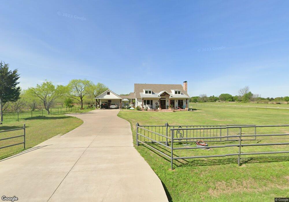 328 Log Cabin Rd, Ennis, TX 75119 - photo 1