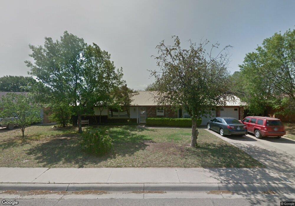 2403 W Shandon Ave, Midland, TX 79705 - photo 1