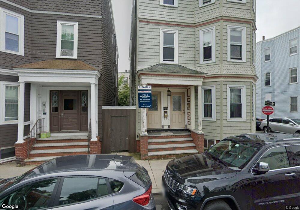 633 E 8th St unit 2, Boston, MA 02127 - photo 1