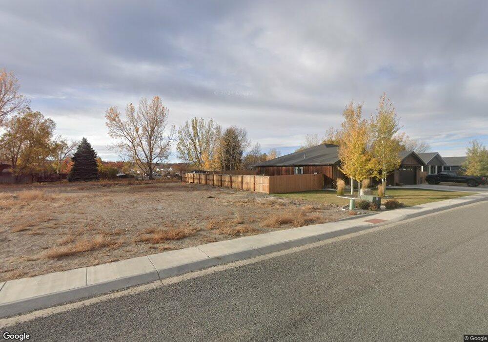 207 34th St, Cody, WY 82414 - photo 1