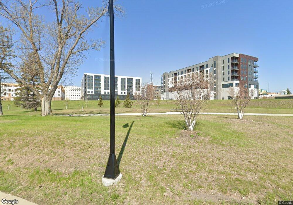 406 14 1/2 St S, Fargo, ND 58103 - photo 1