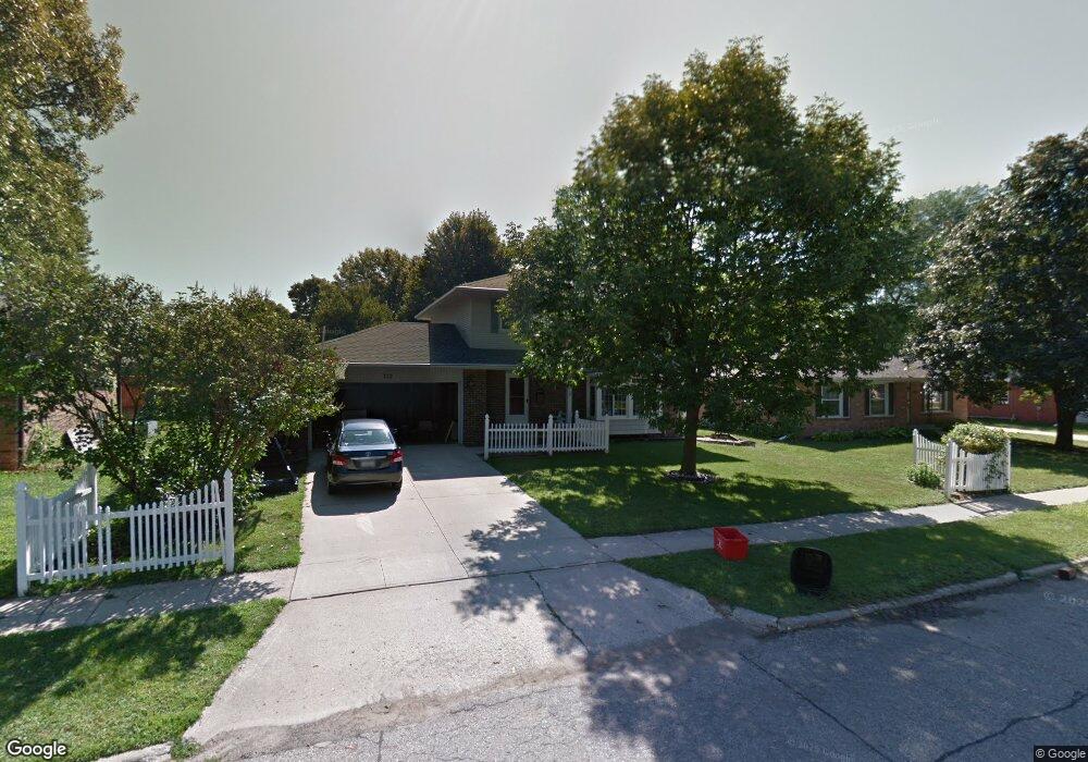 712 E 17th St N, Newton, IA 50208 - photo 1