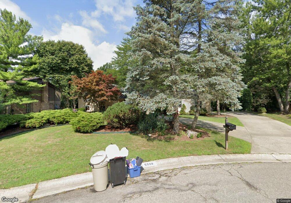 5208 Rector Ct, Bloomfield Hills, MI 48302 - photo 1