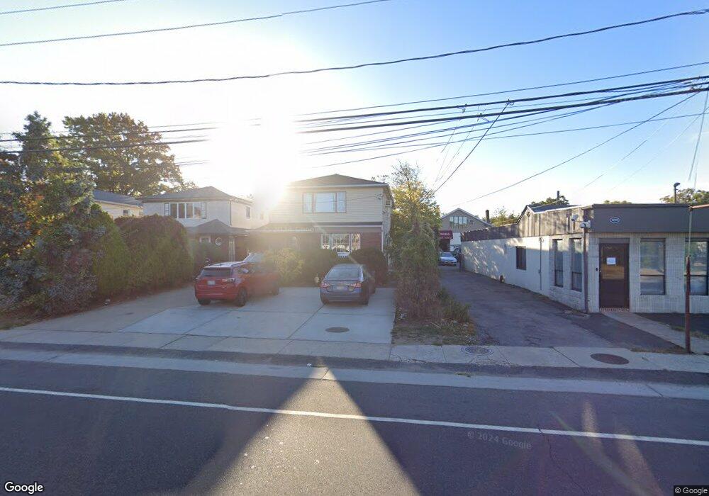1723 Broadway unit 1, Hewlett, NY 11557 - photo 1