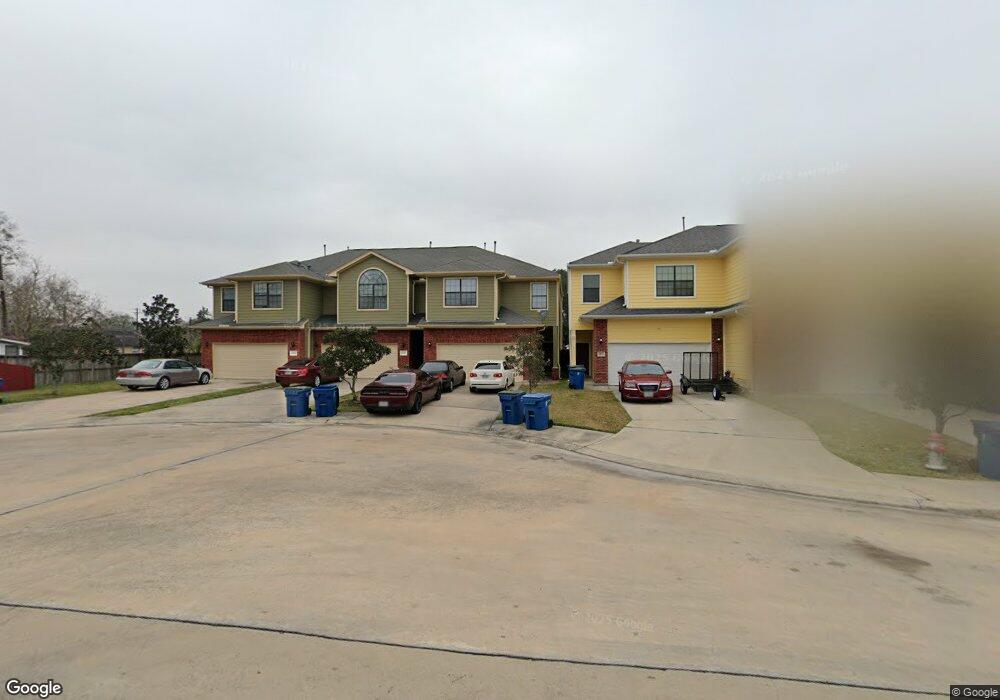 2013 Broadview Cir, Rosenberg, TX 77471 - photo 1