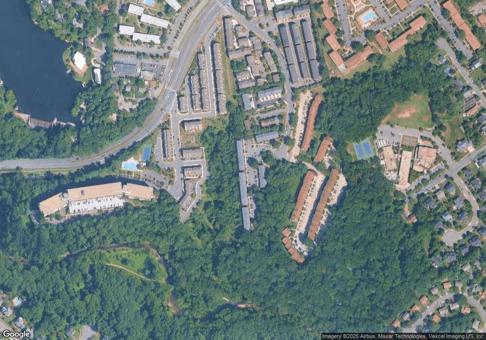 3752 Madison Ln unit B, Falls Church, VA 22041 - photo 1