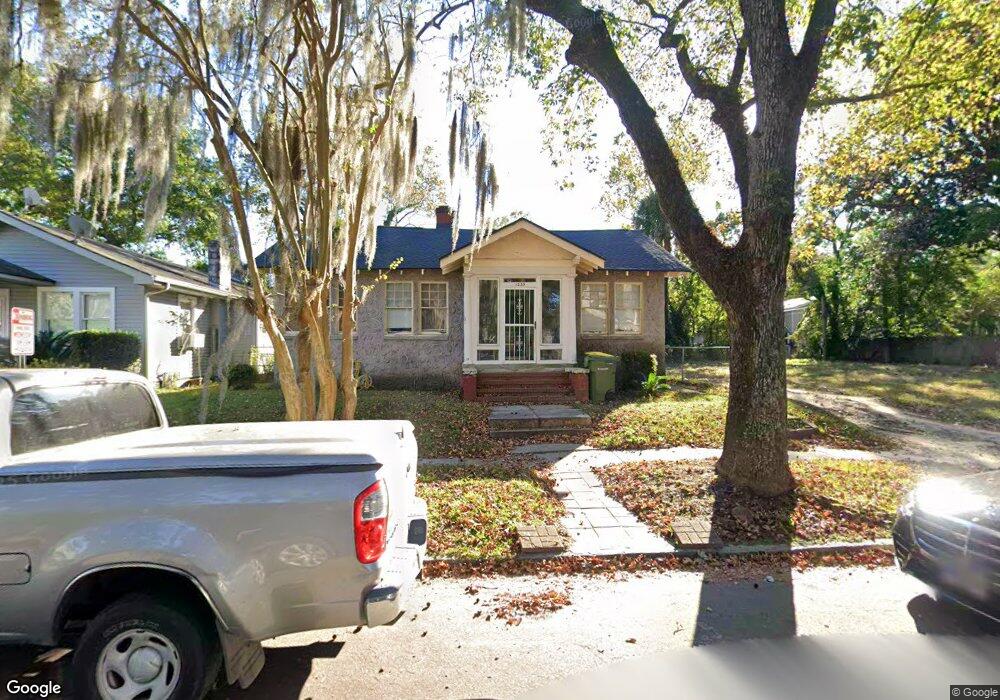 1233 E 32nd St, Savannah, GA 31404 - photo 1