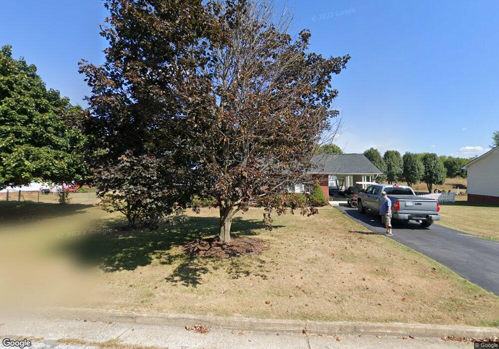 18 Yarmouth Rd, Stuarts Draft, VA 24477 - photo 1