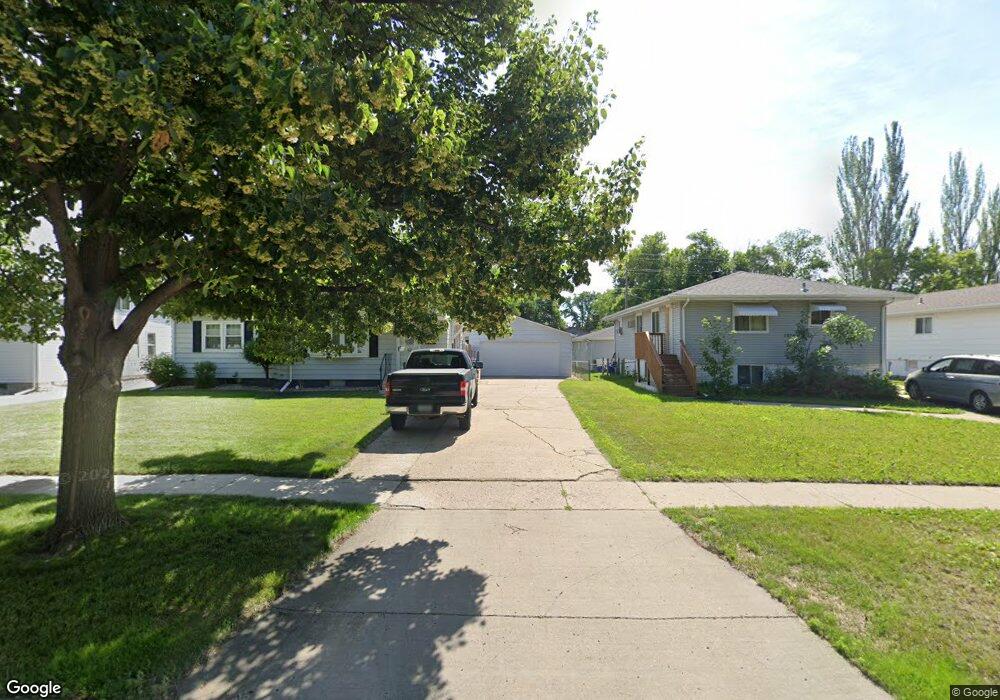 1330 17th St S, Fargo, ND 58103 - photo 1