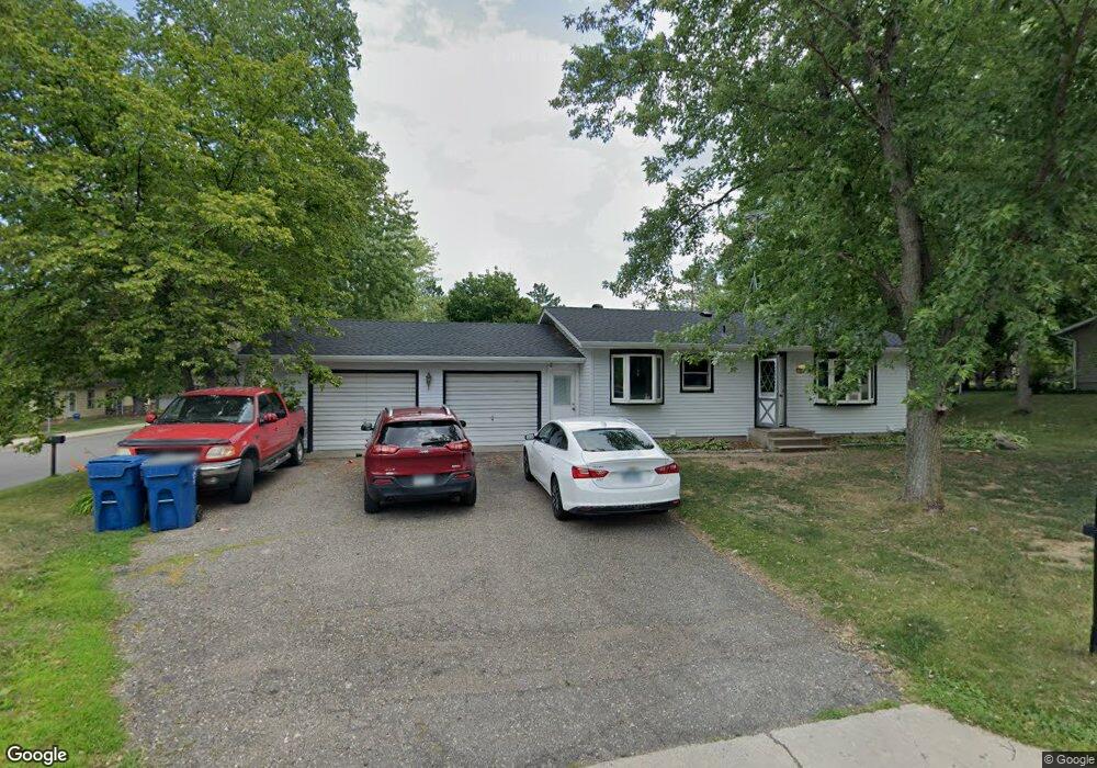 52 Summit Ave S, Sauk Rapids, MN 56379 - photo 1