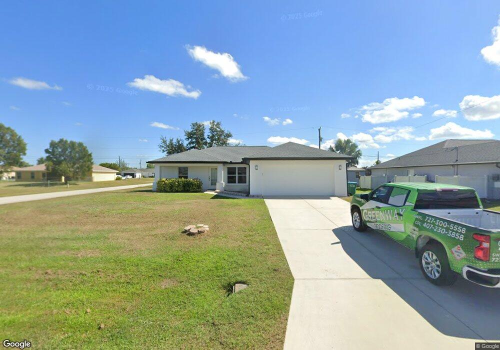 2829 NE 6th Place, Cape Coral, FL 33909 - photo 1