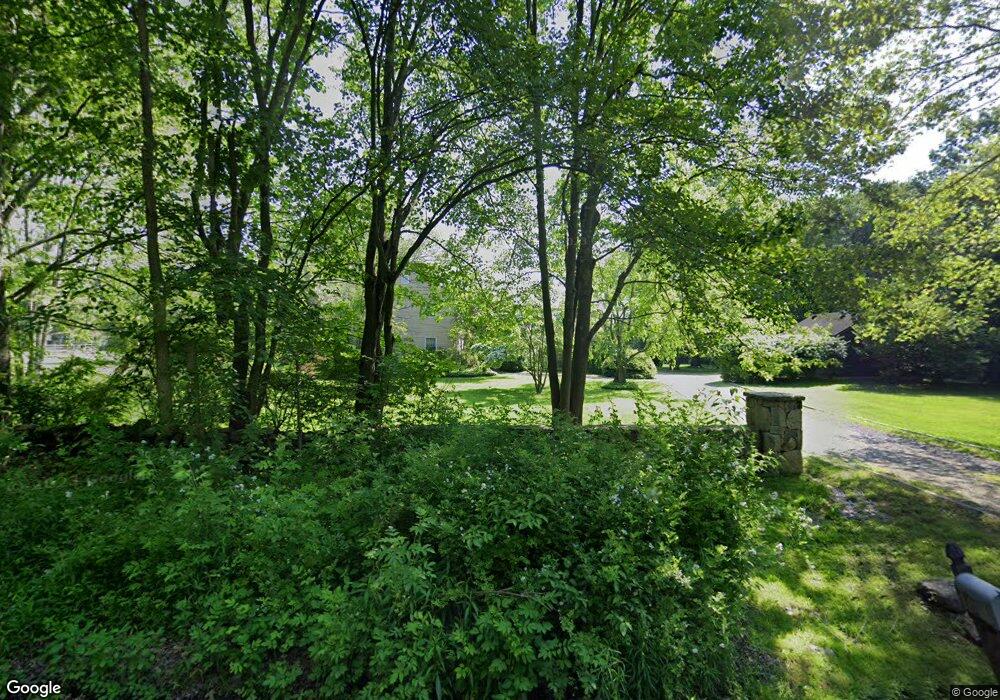 190 Redding Rd, Fairfield, CT 06824 - photo 1