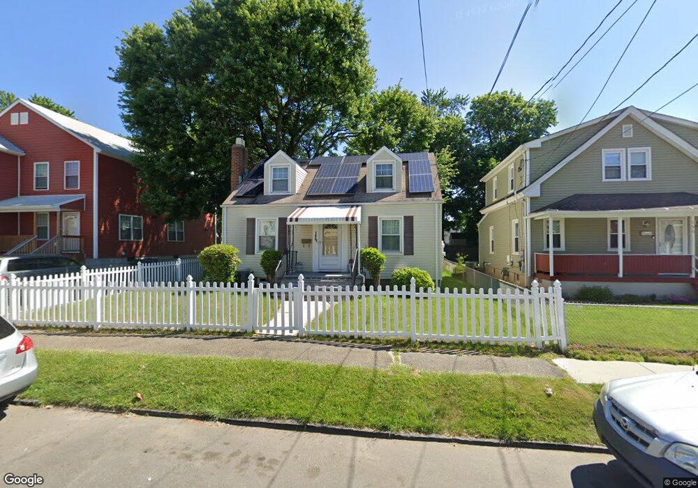 196 Read St, Bridgeport, CT 06607 - photo 1