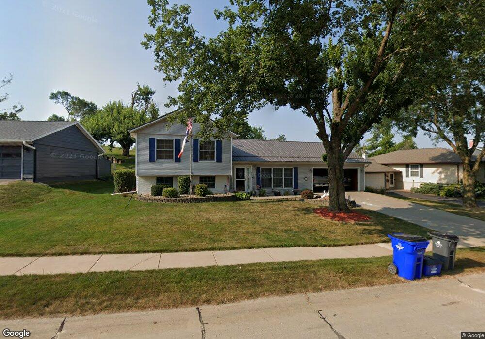 4591 Jonathan Ln NW, Cedar Rapids, IA 52405 - photo 1