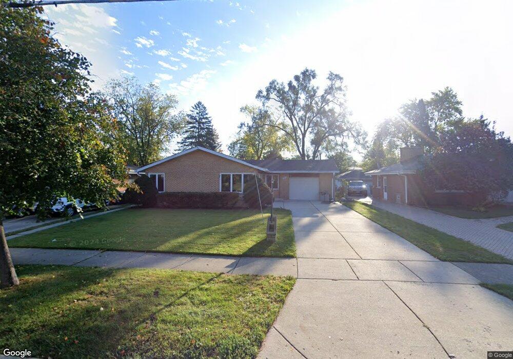 1831 Maple St, Des Plaines, IL 60018 - photo 1