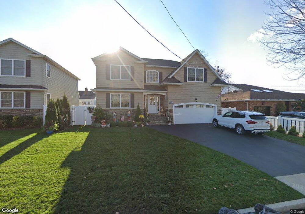 3500 Frederick St, Oceanside, NY 11572 - photo 1