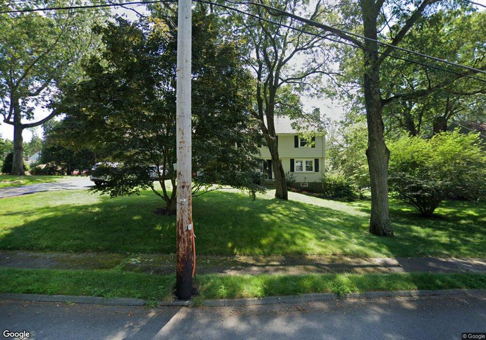 30 Oakridge Rd, Wellesley Hills, MA 02481 - photo 1