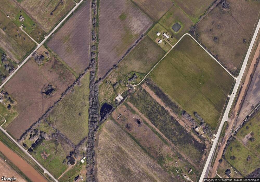 10606 Highway 36, Needville, TX 77461 - photo 1