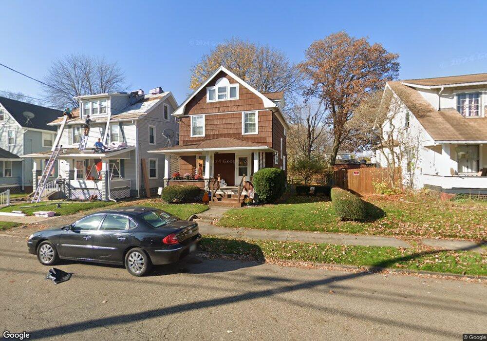 921 Dartmouth Ave SW, Canton, OH 44710 - photo 1