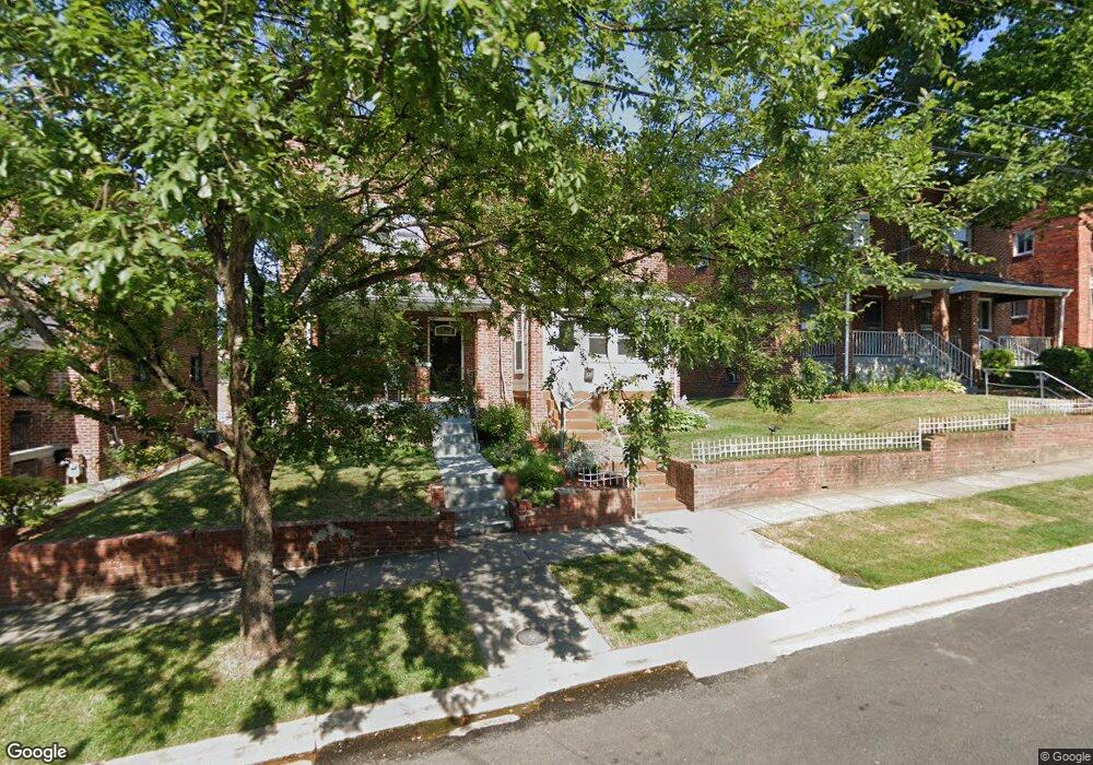 30 54th St SE, Washington, DC 20019 - photo 1