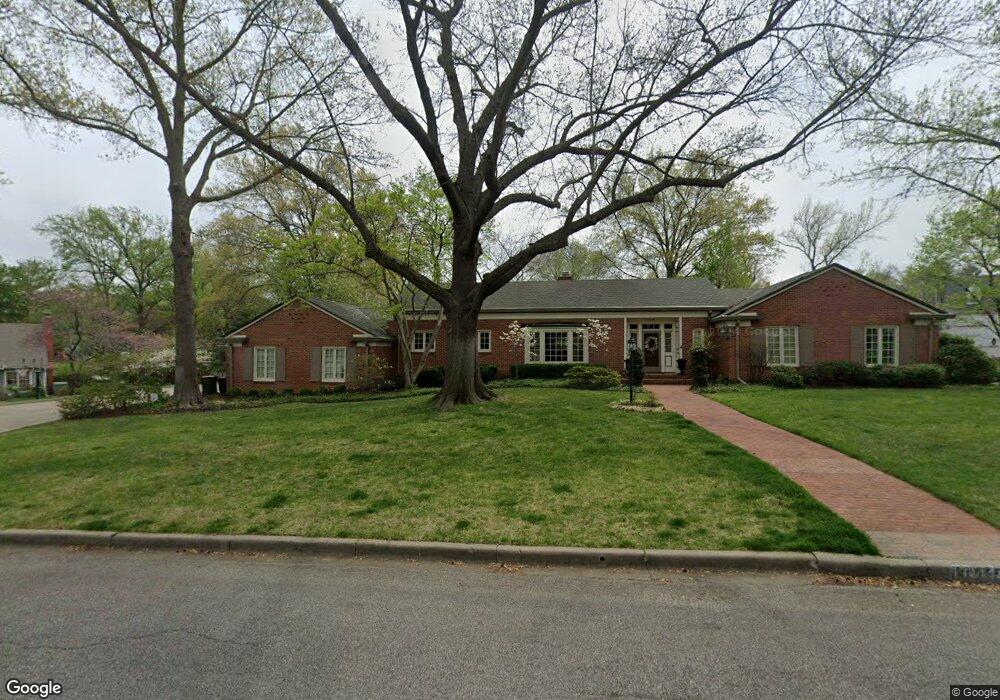 1444 SW Westover Rd, Topeka, KS 66604 - photo 1