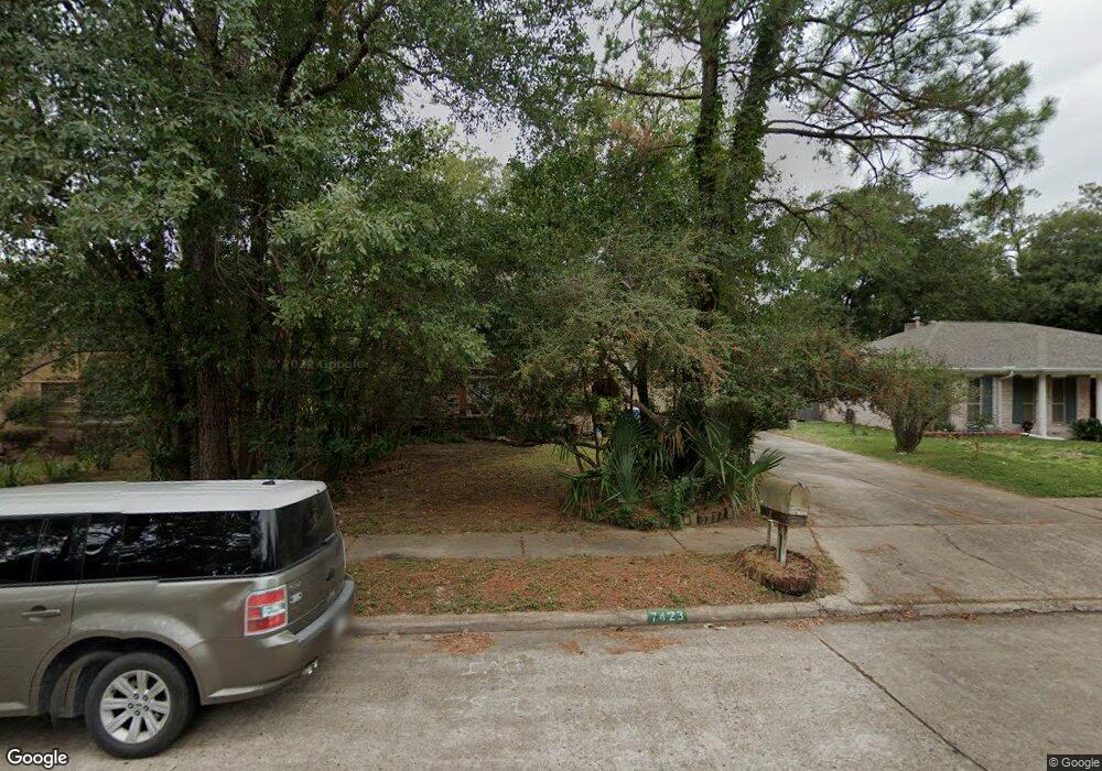 7423 Deep Forest Dr, Houston, TX 77088 - photo 1