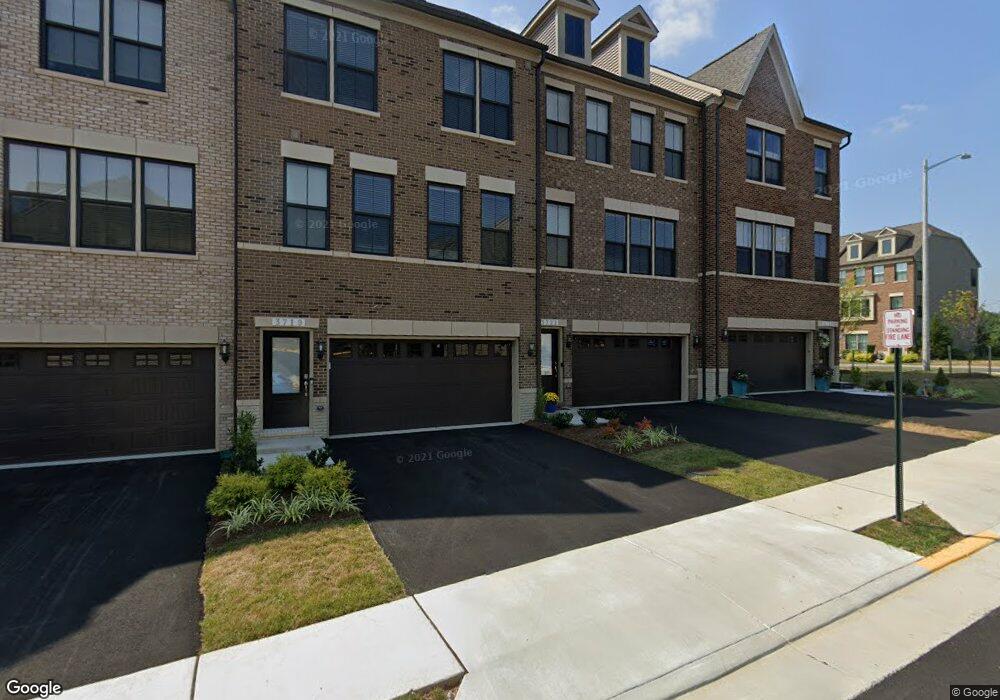 3721 Ambrose Hills Rd, Falls Church, VA 22041 - photo 1