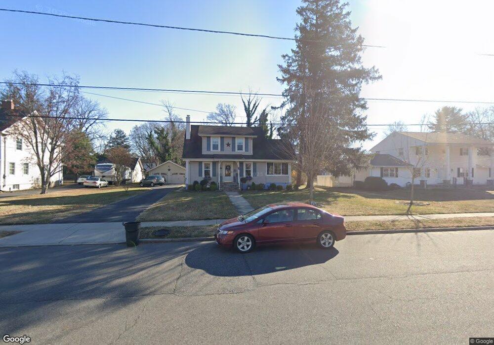 310 Beechwood Ave, Middlesex, NJ 08846 - photo 1