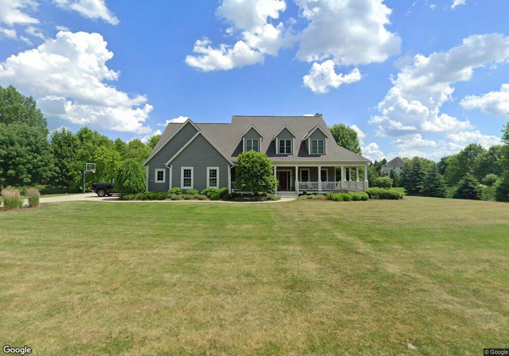 N62W27380 Trappers Run, Sussex, WI 53089 - photo 1