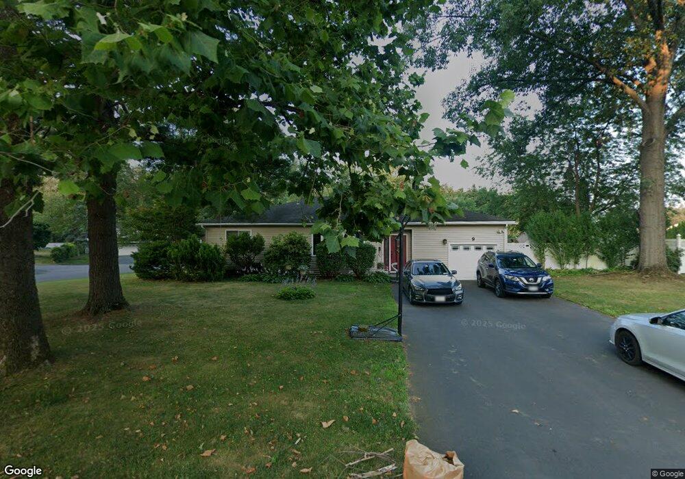 9 Turnstile Dr, Albany, NY 12203 - photo 1