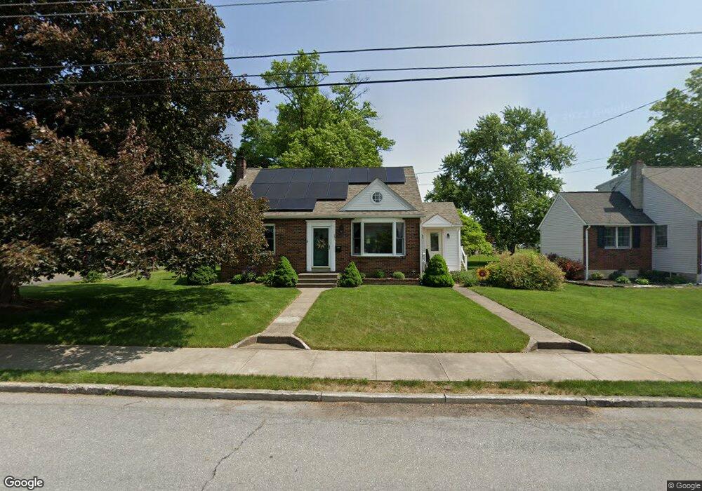 721 Center St, Pottstown, PA 19464 - photo 1
