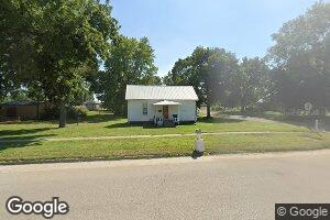 320 W 5th St, Blue Rapids, KS 66411