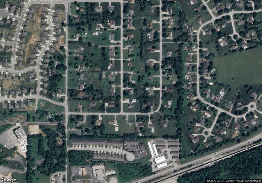 6304 Meadow View Dr, Georgetown, IN 47122 - photo 1