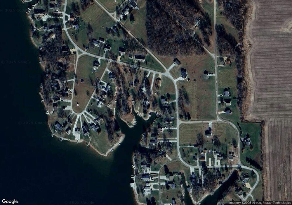 893 SE Santee Dr, Greensburg, IN 47240 - photo 1