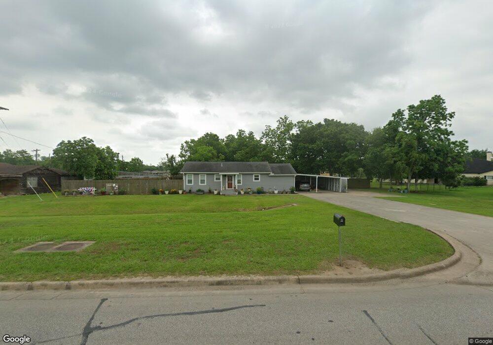 302 E San Bernard St, Brazoria, TX 77422 - photo 1