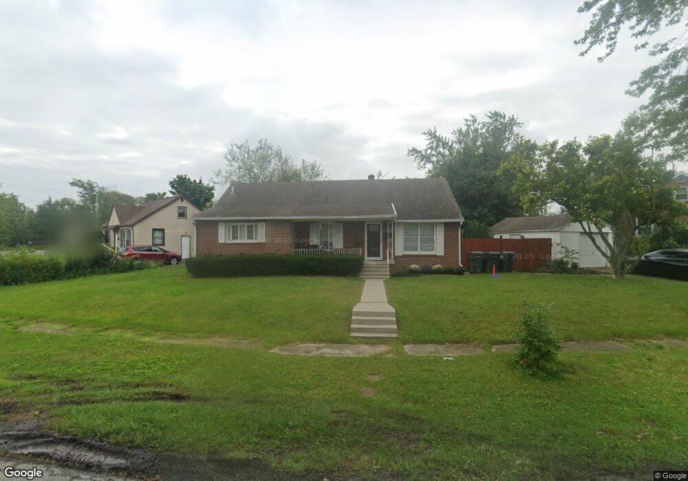 807 Maplewood Dr, Lima, OH 45805 - photo 1