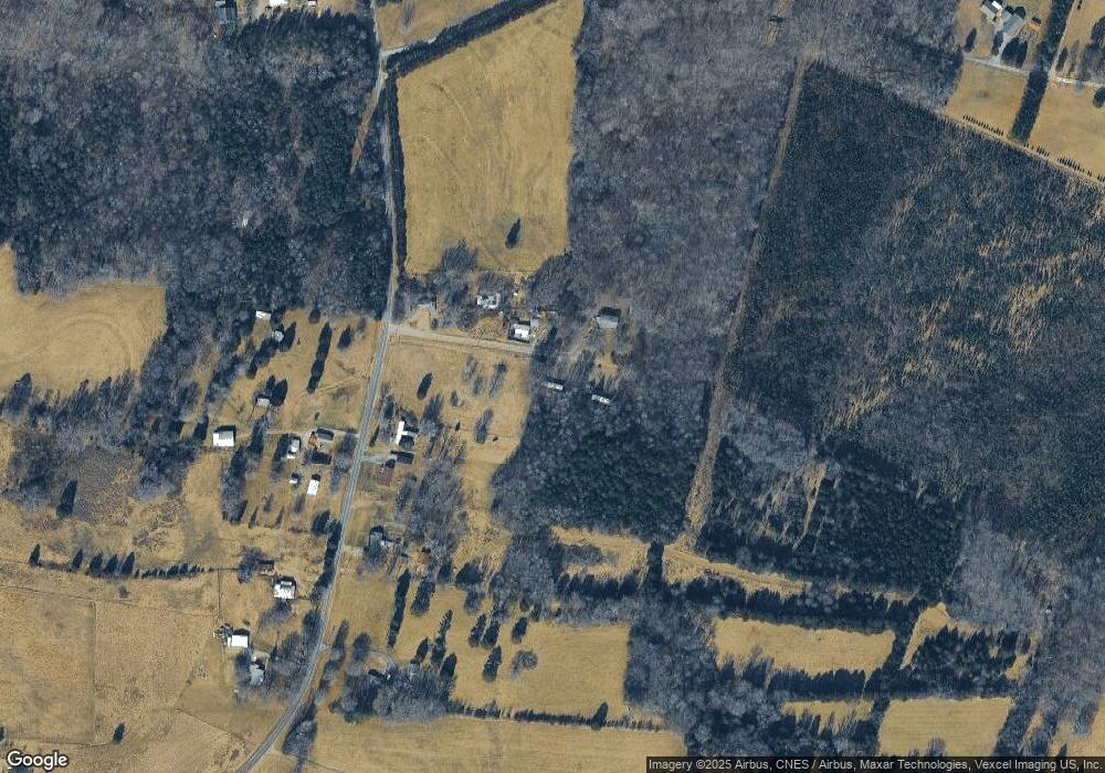 124 Roadrunner Ln, Statesville, NC 28625 - photo 1