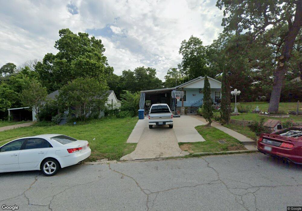 319 W Acheson St, Denison, TX 75020 - photo 1