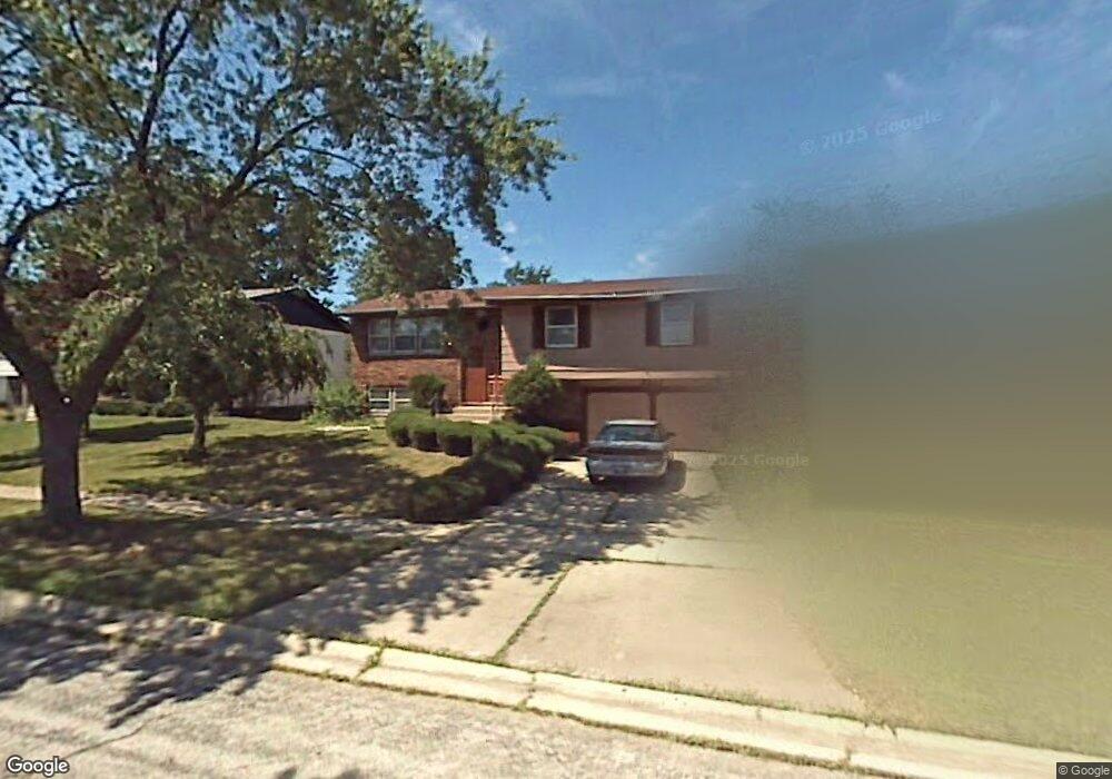 3422 Chestnut Dr, Hazel Crest, IL 60429 - photo 1