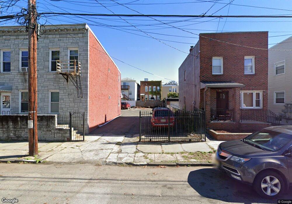 329 N 10th St unit 2, Newark, NJ 07107 - photo 1