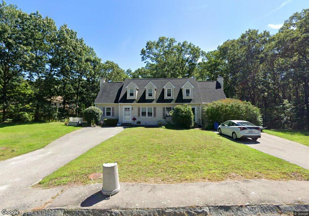 2 Woodcrest Ln, Blackstone, MA 01504 - photo 1