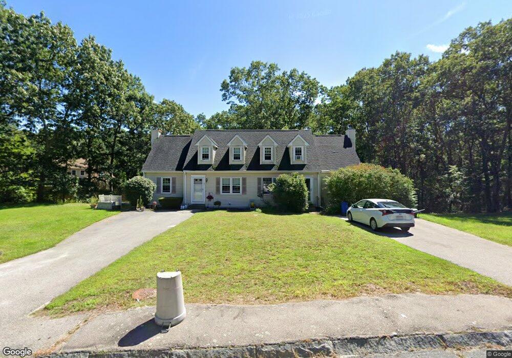 4 Woodcrest Ln unit 2, Blackstone, MA 01504 - photo 1