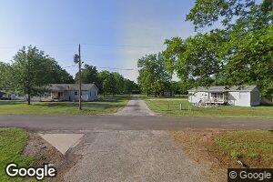 122 S 10th St, Chetopa, KS 67336