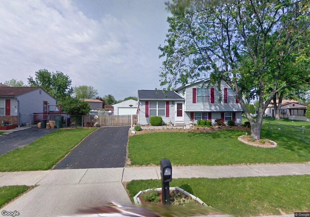 817 Cherryberry Dr, Columbus, OH 43228 - photo 1