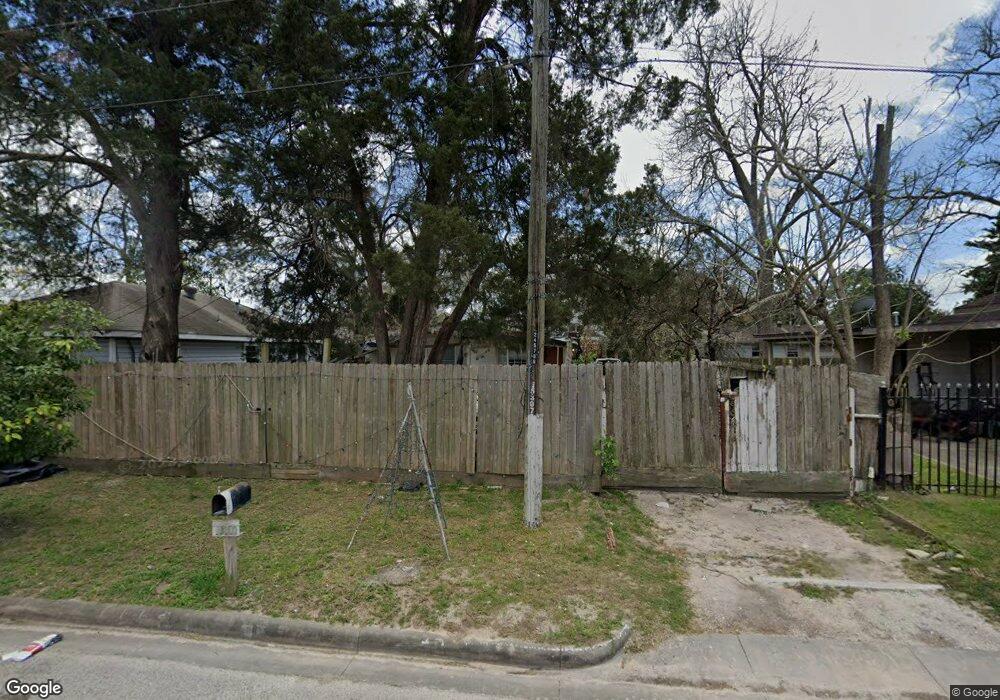 1310 English St, Houston, TX 77009 - photo 1